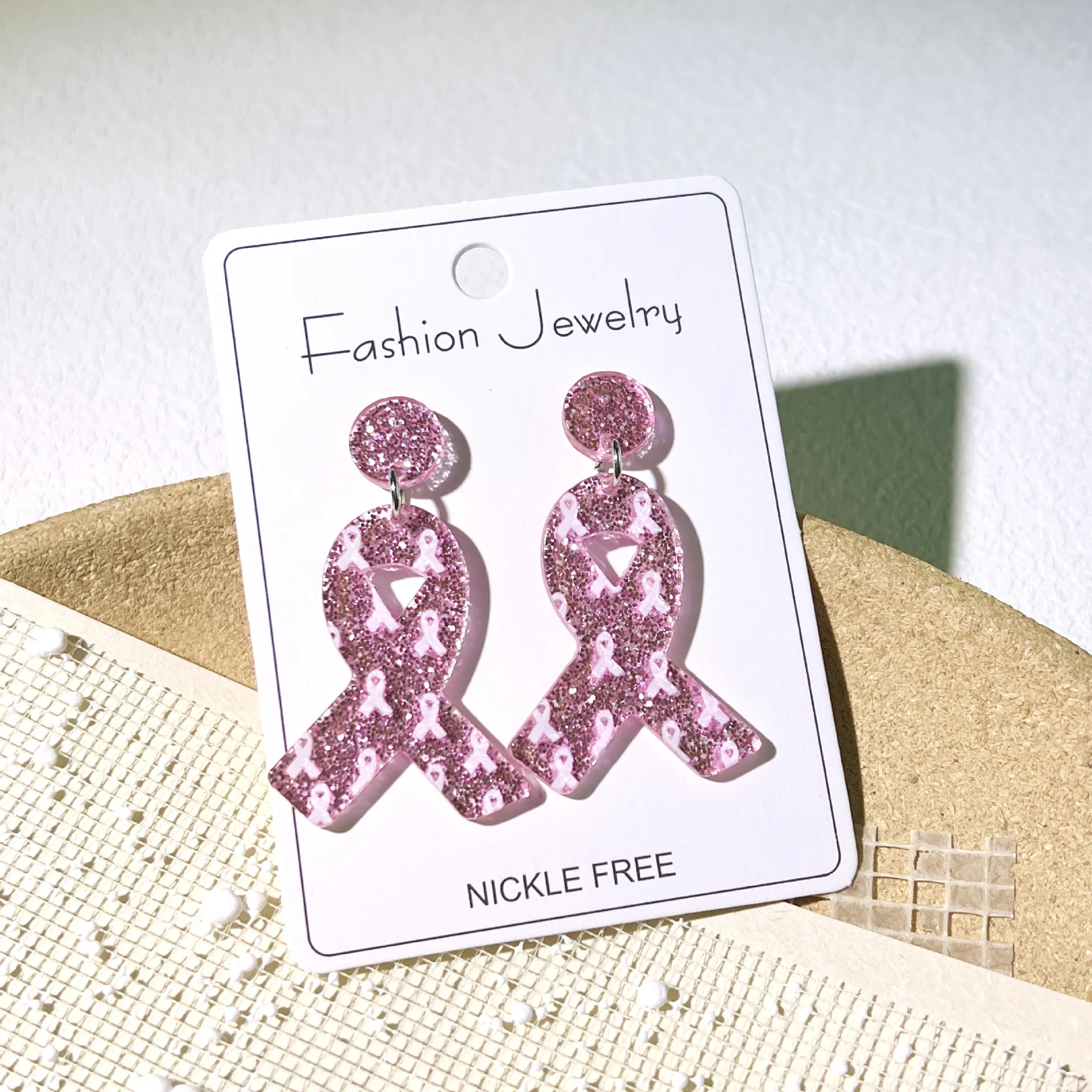 Boucles d'oreilles irrégulières en acrylique rose pour femmes, clous d'oreille inj Ribbon, bijoux de soin, cadeaux de fête, paillettes, 1 paire