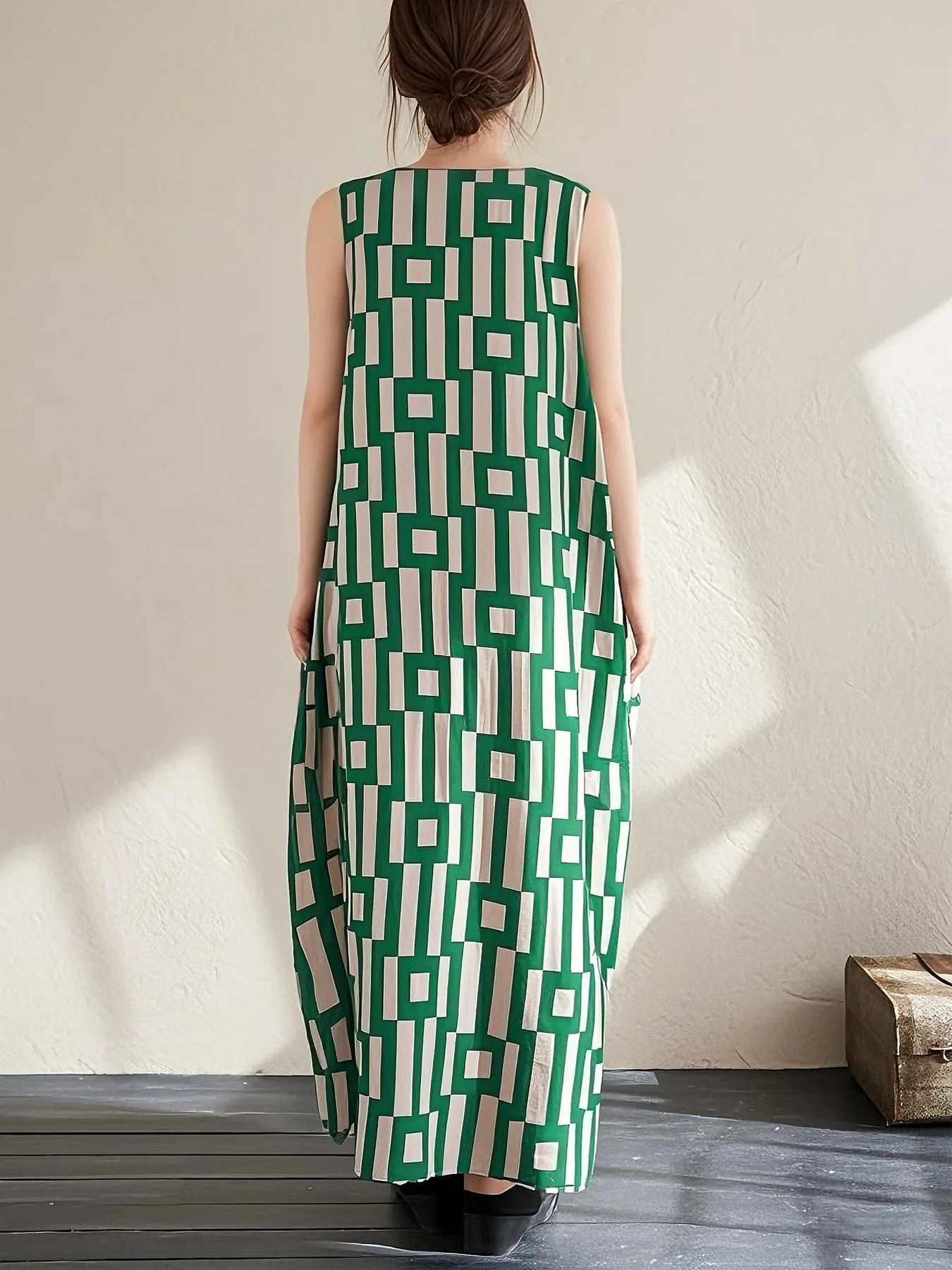 ชุดเดรสยาวทรงโบฮีเมียน คอวี สำหรับฤดูร้อน ผ้าบางเบา ทรงหลวม สวมคลุมชายหาด สไตล์วินเทจ ผ้าพลิ้ว