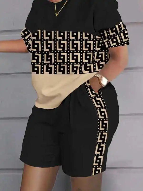 

plus Size Geometric Print Casual Top Bot Set Multi Color Available Chic Faion Ensemble for Women in Winter Season