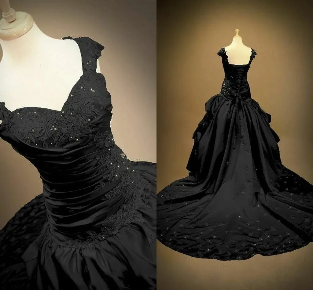 

Vintage Black Taffeta Gothic Wedding Dresses Pleats Lace Colorful Wedding Gowns With Color Non White Wedding Gown Robes