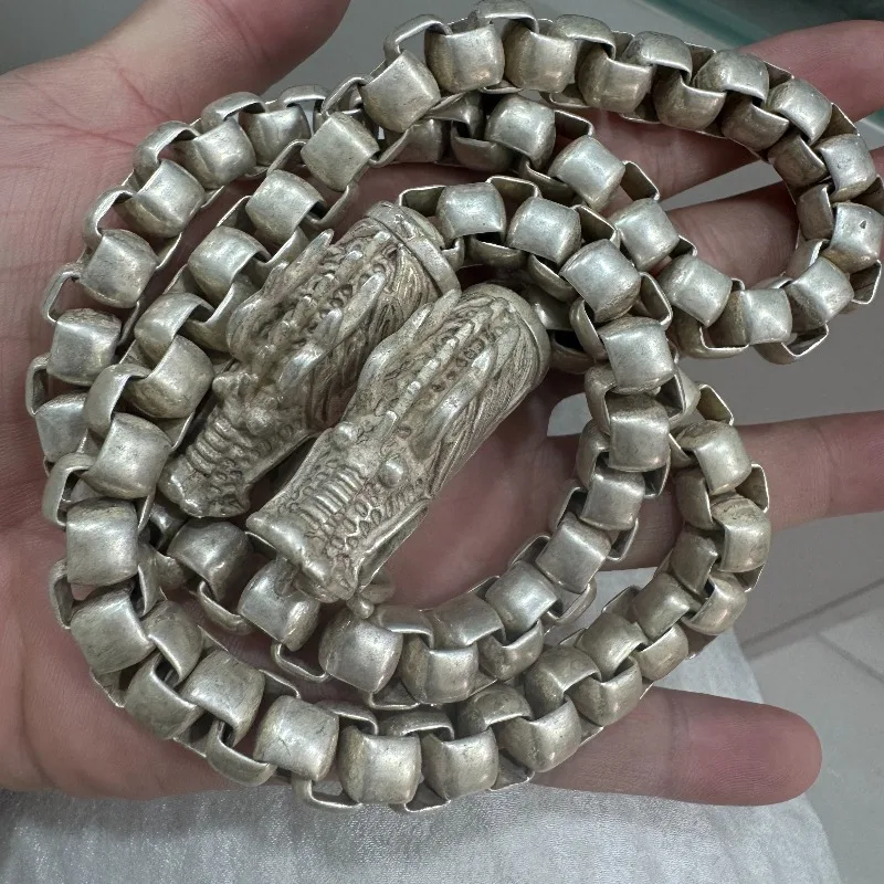 Double Dragon Head Necklace, Elegant Glossy Finish, Exquisite High-grade Retro Jewelry for Collection & Wear