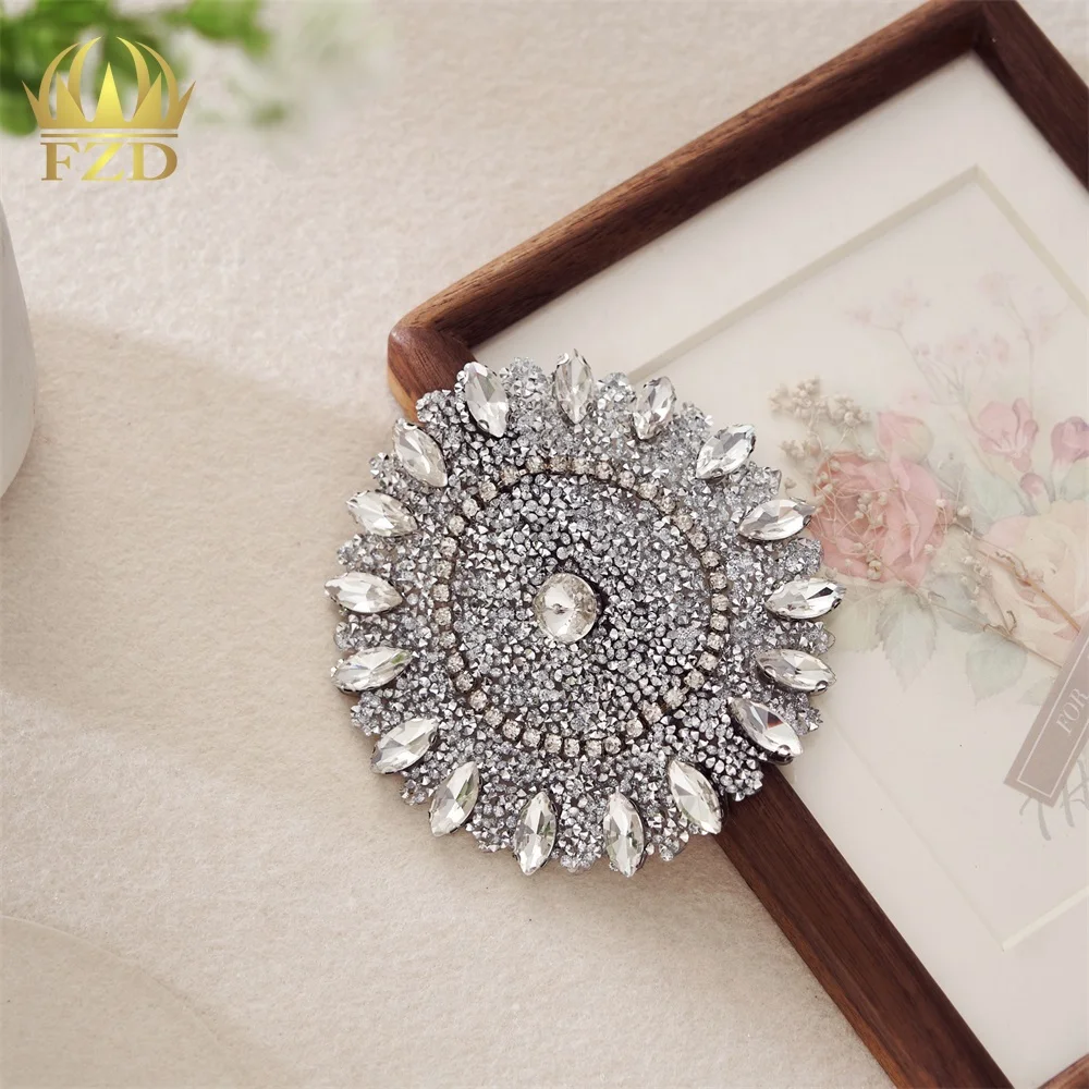 FZD 1 PCS Glass Crystal Motif Rhinestone Chain Hot Fix Shiny Rhinestone Chain For DIY Wedding Dresses Jewelry Accessories