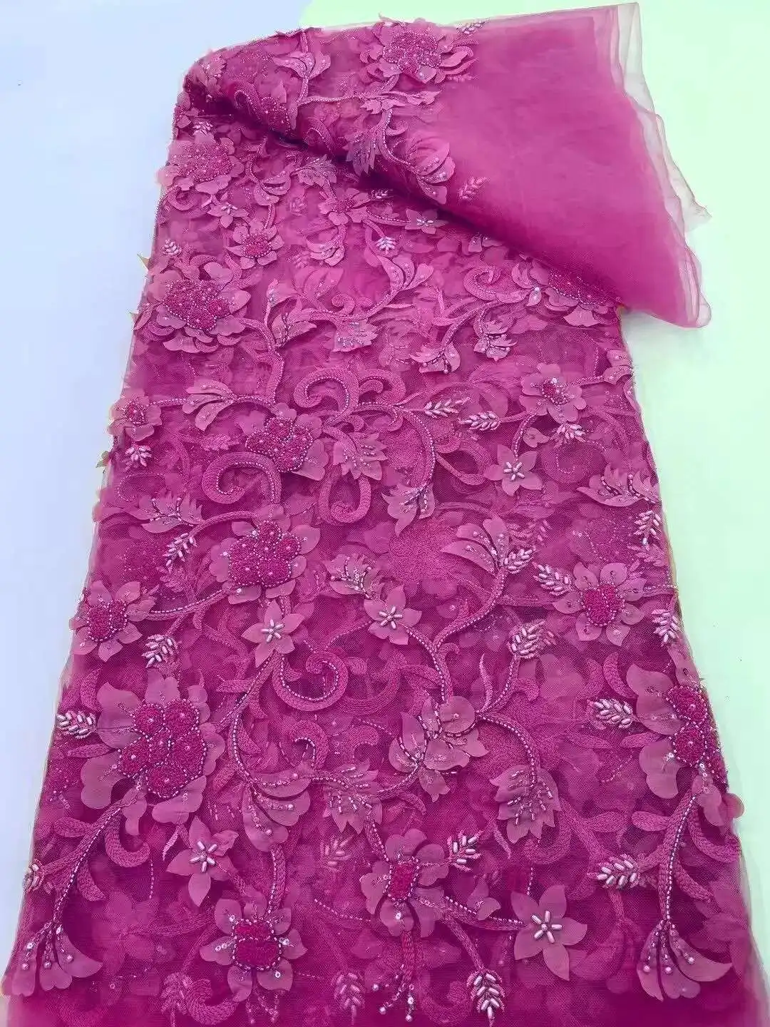 

2025 Latest African 3D Flower Lace Fabric Dubai Sequins Tulle Lace Fabric Embroidered Applique Nigerian Fabric for Sewing
