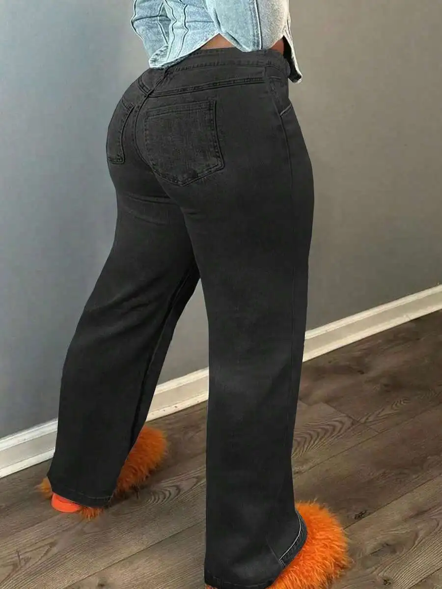 

Womens Loose Straight Leg Denim Jeans With Multiple Pockets Casual Style
