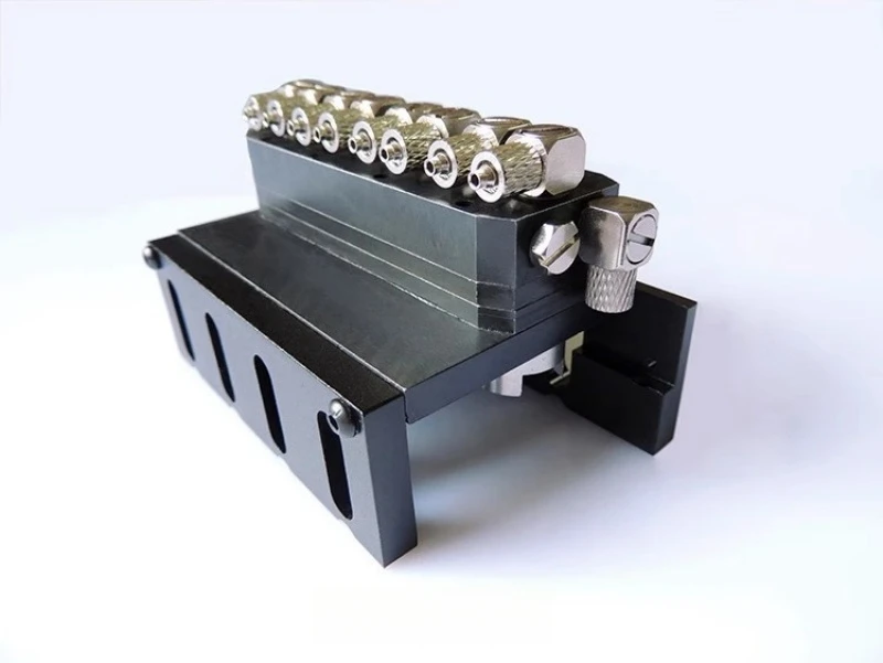 

Металлический 4-позиционный направляющий клапан JDM для гидравлического погрузчика/экскаватора с дистанционным управлением масштаба 1/12 1/14