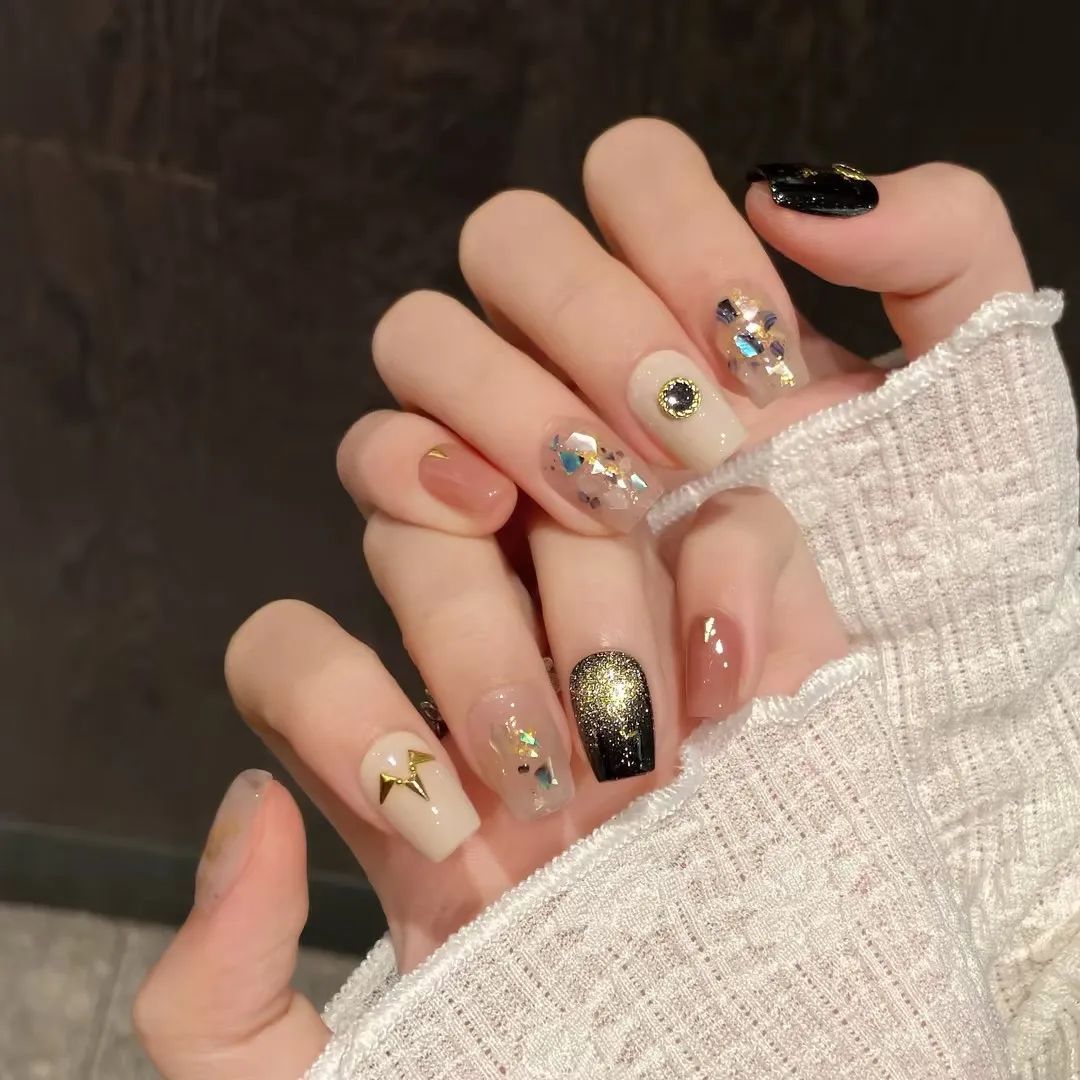 10pcs Handmade Fake Nails Hands and feet are the same Press On Nails  False Nails French Retro Fritillaria fragments Design