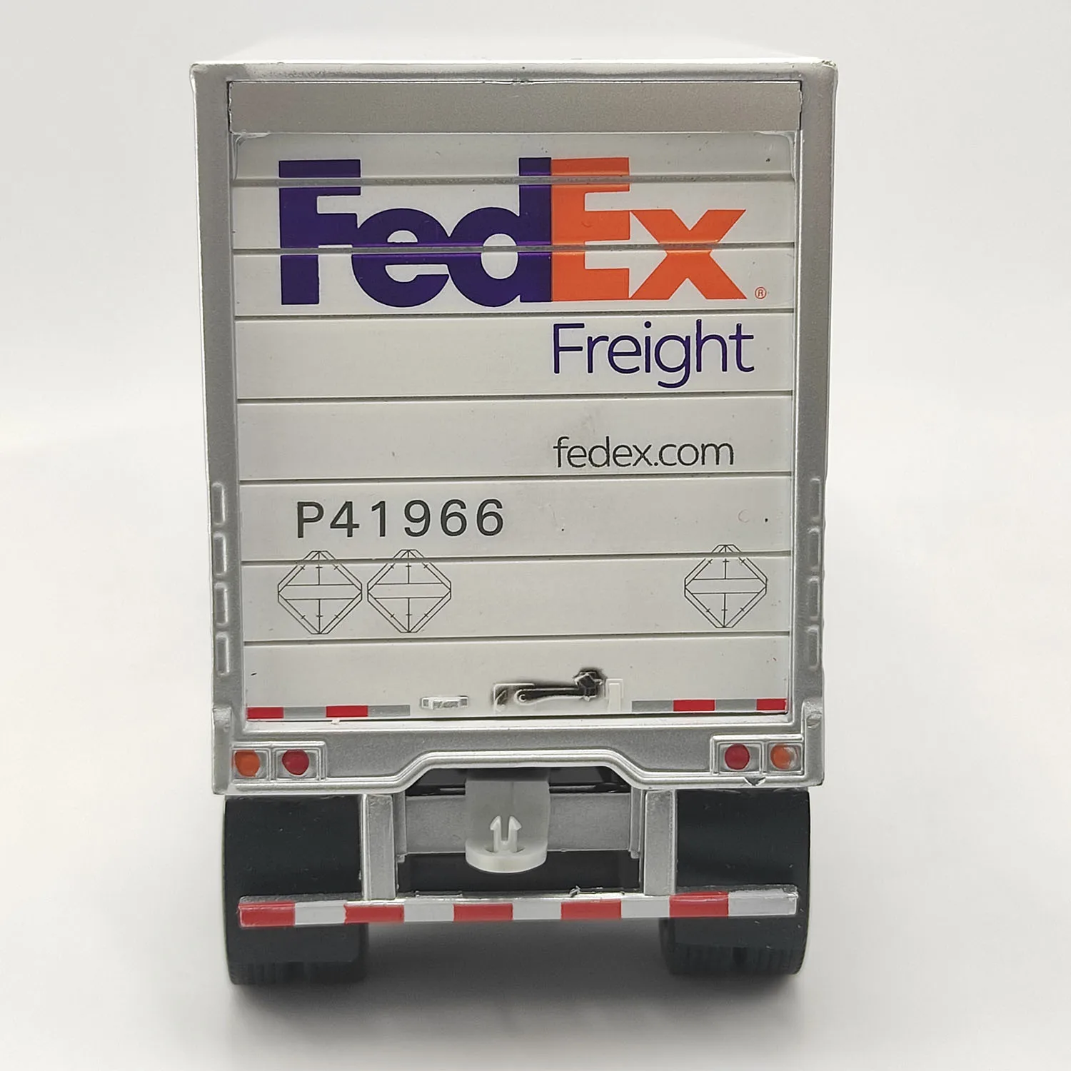 Diecast DM 1/50 Scale Fedex Express Container Unsupported Foot Alloy  Car Model Collectible Toy Gift Souvenir Display Ornament