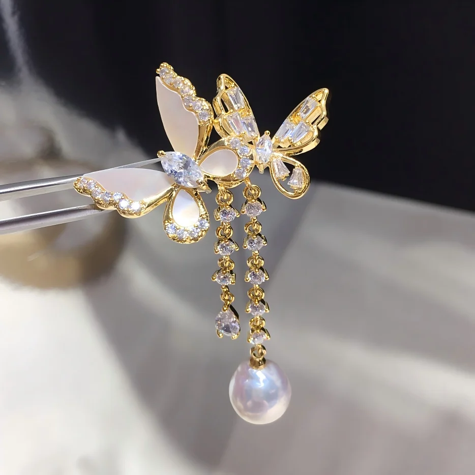 

ZHBORUINI 2025 New Natural Freshwater Alien Baroque Pearl Double Butterfly Inlaid Zircon Tassel Design Wedding Gift for Woman ﻿