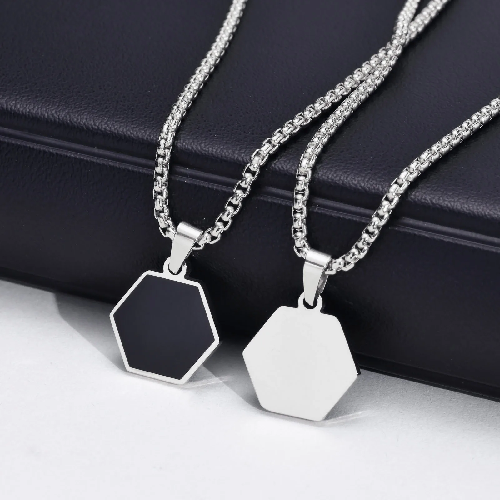 Simple Hexagon Necklaces for Men Boys,Waterproof Stainless Steel Geometric Pendant Collar, Black collar de hombres Jewelry - Image 4