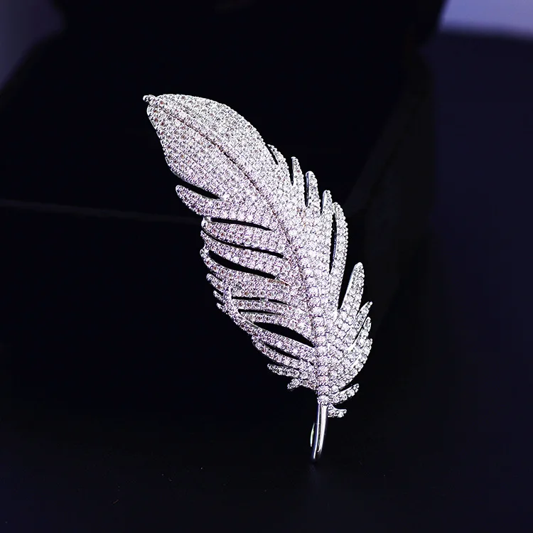 Chinese Style Lucky Auspicious Feather Brooch Micro Pave Cubic Zirconia Blessing For Women Blazer Coat Daily Party Silver Gold