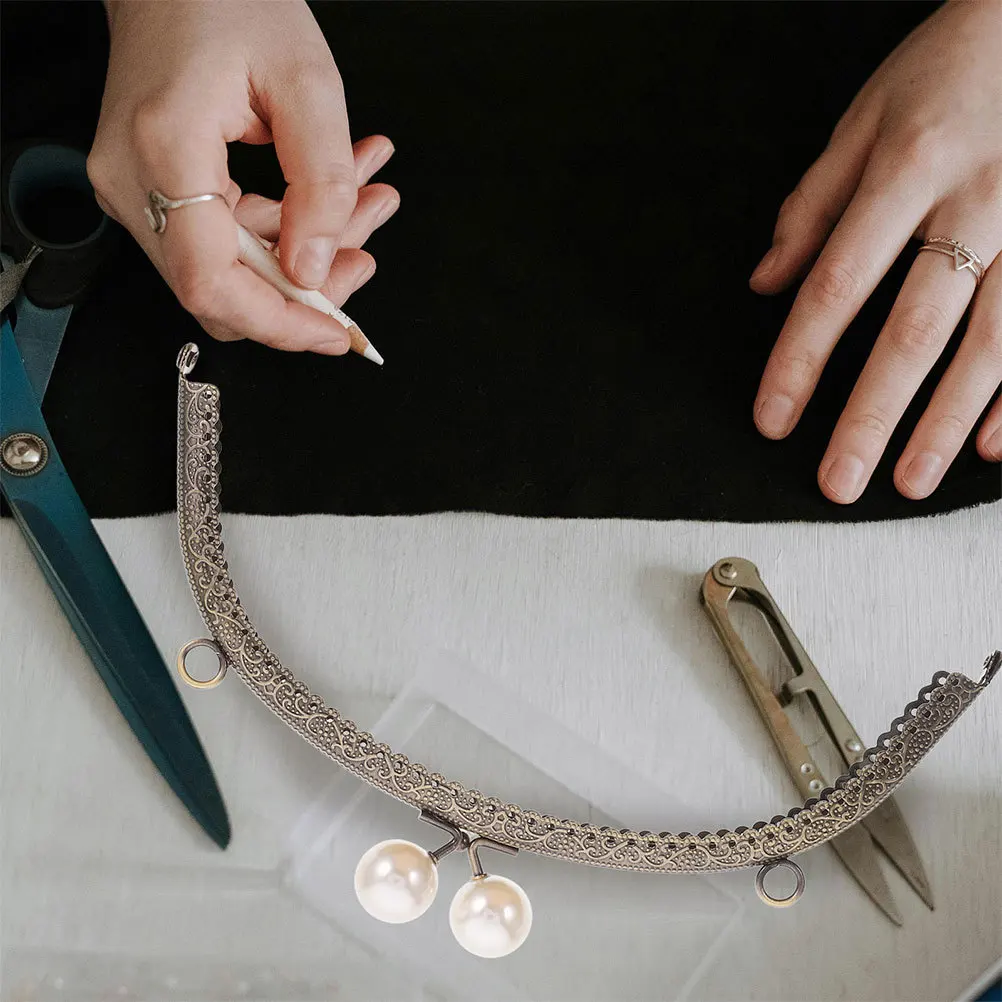 

2Pcs Pearl Purse Frame Floral Design Replacement Clasp for Handmade Bags Purse Making Supplies Hardware