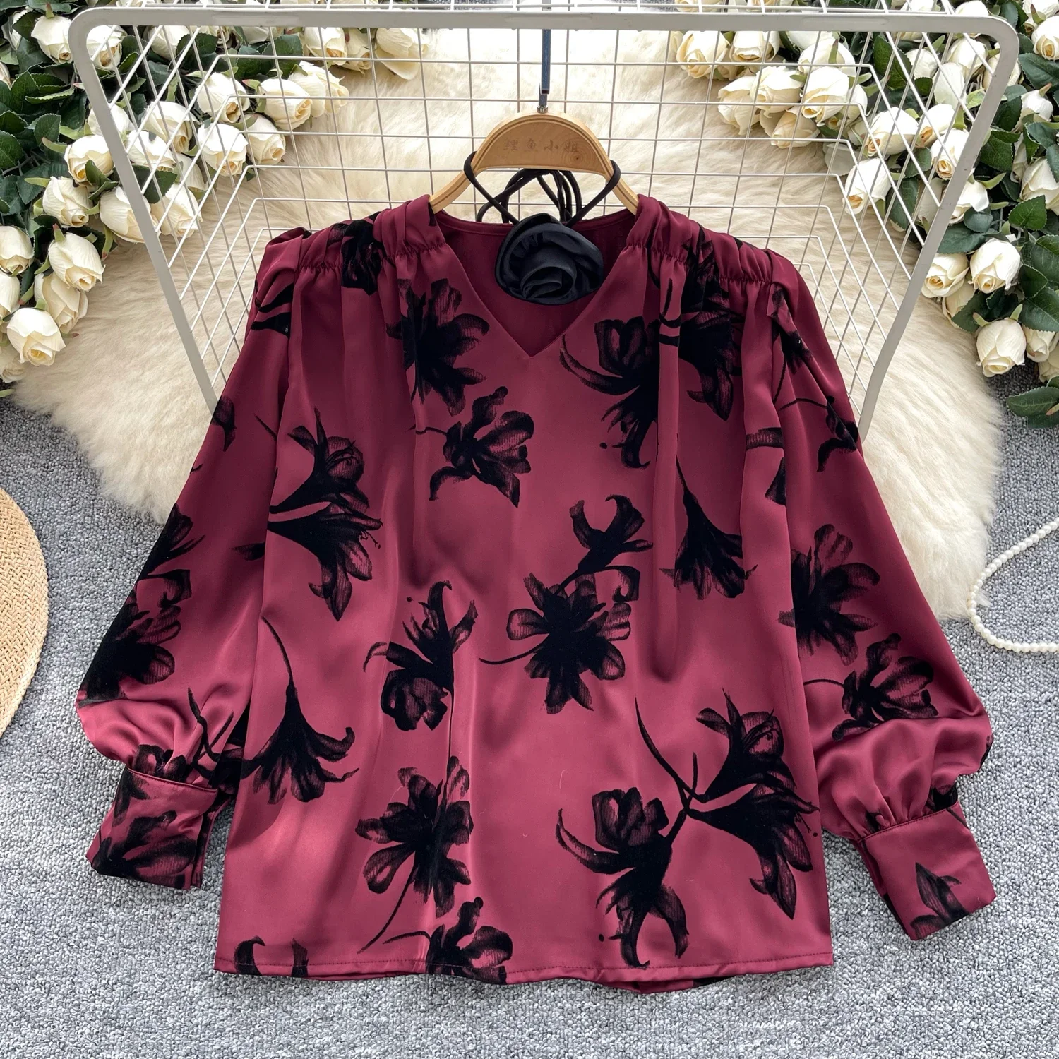 Elegant V-neck Floral Halter Vintage Long Lantern Sleeve Chic Jacquard Top French Basics Streetwear High Street Autumn Blouse