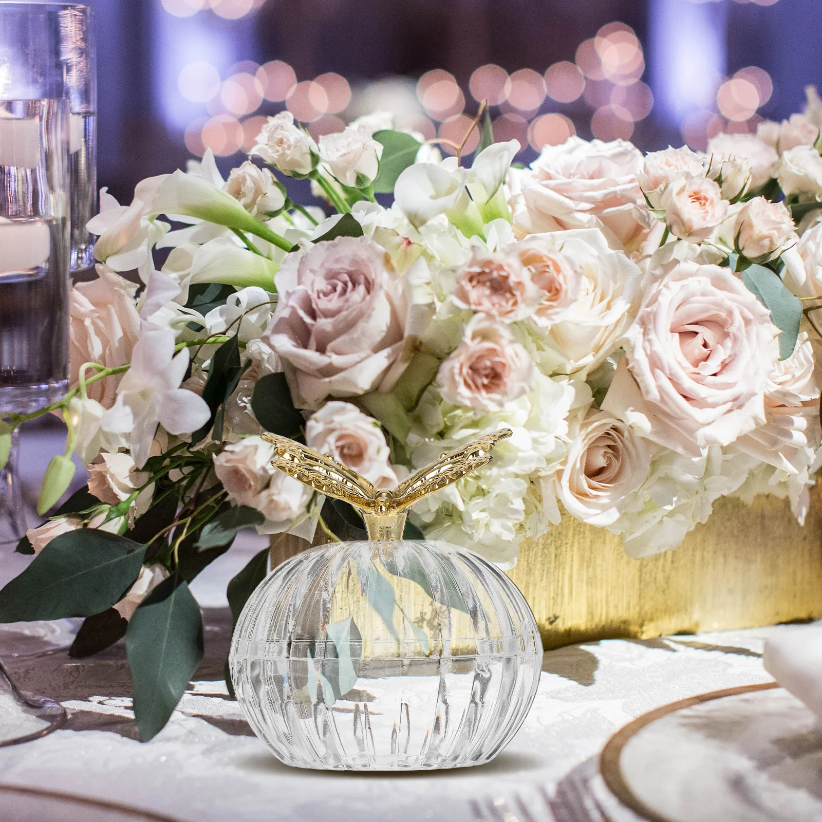 

12Pcs Plastic Wedding Candy Boxes Transparent Round Bottom Favor Boxes Gold Plated Butterfly European Style Candy Storage