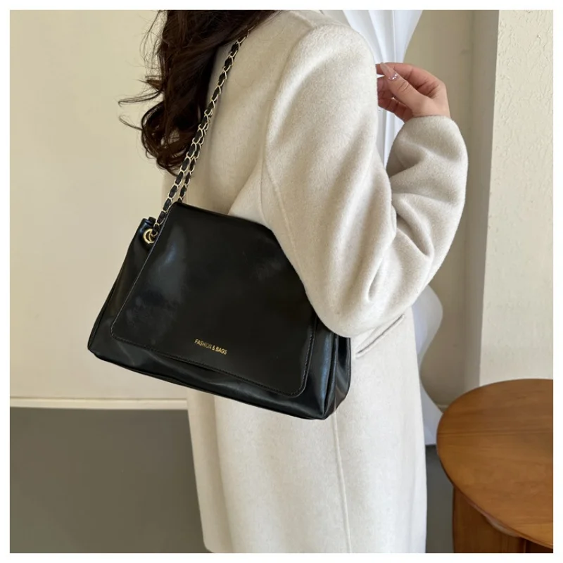 السيدات كبار الرجعية سعة كبيرة حمل حقيبة الفتيات أزياء بسيطة ركاب حقيبة كتف الترفيه لون نقي الرجعية سلسلة Crossbody #6