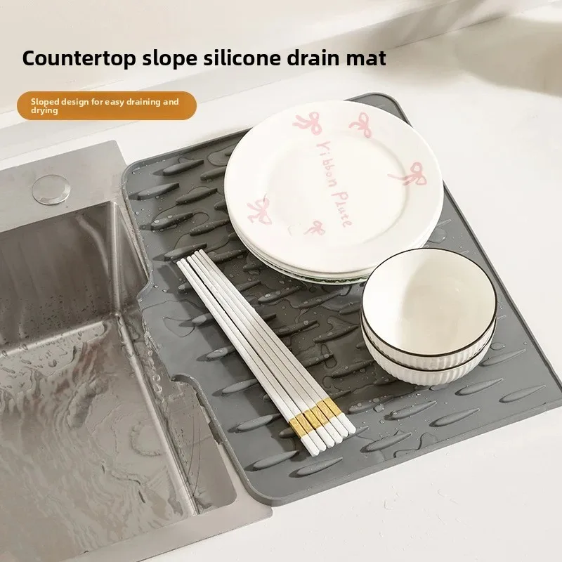 Silikon-Trockenmatte für Küchenarbeitsplatten Rutschfeste Wasserdichte Geschirrabtropfmatte Modernes Schlichtes Design