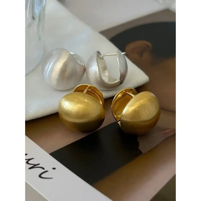 Brushed Round Earri…