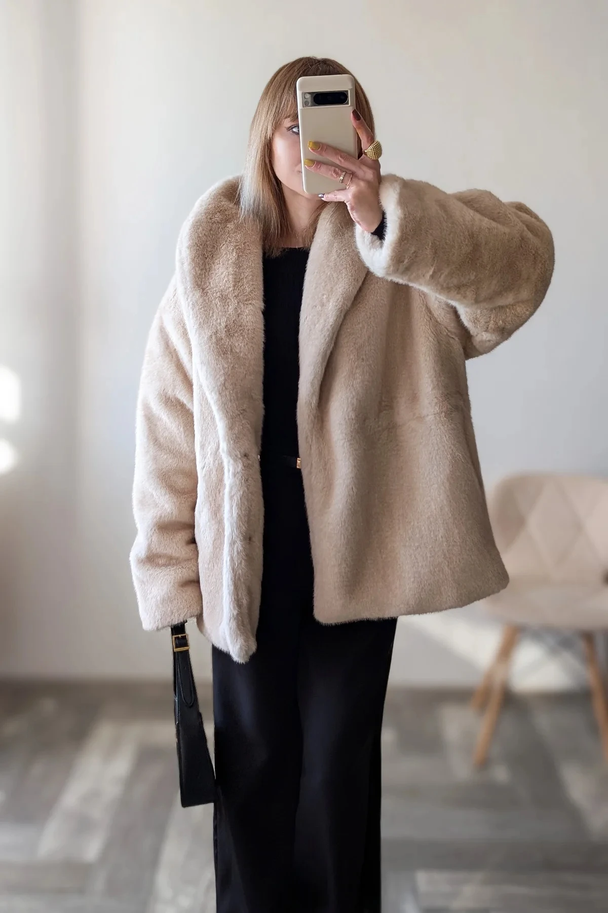 معطف نسائي من الفرو الصناعي مبطن سميك من BJTZ، سترة شتوية دافئة من الفرو المزيف، ملابس خارجية فاخرة وأنيقة