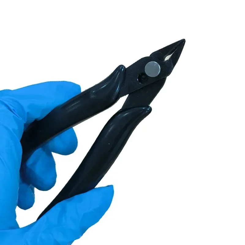 

Orthordontic Wire Cutter Plier Dental Stainless Steel Wire Cutter Niti Wire Cutter Plier 13.2Cm