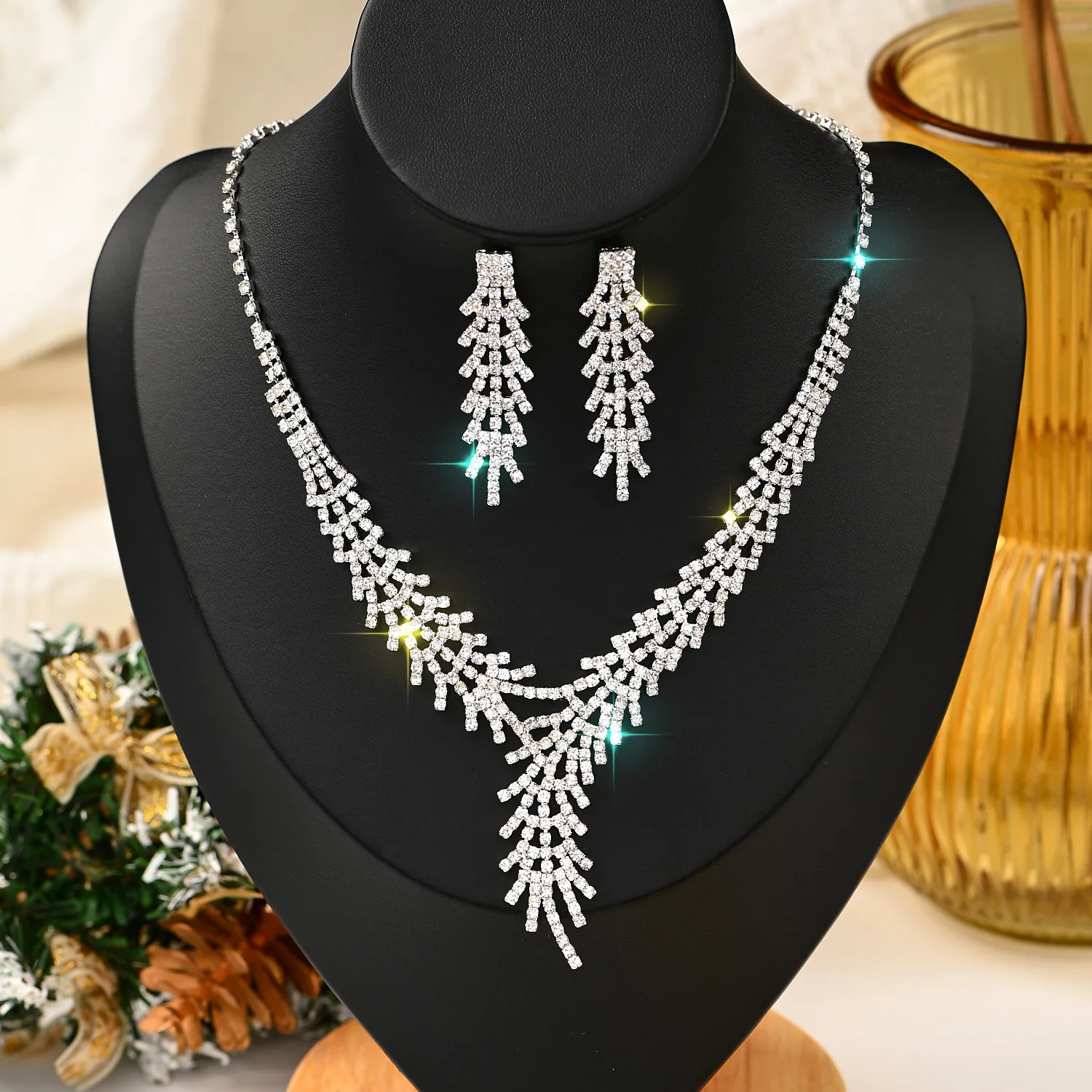 1 Set Of Fashionable Copper Inlaid Claw Chain Necklace, Earrings, Jewelry Set, Women\'s Wedding Banquet Party Daily Necessities