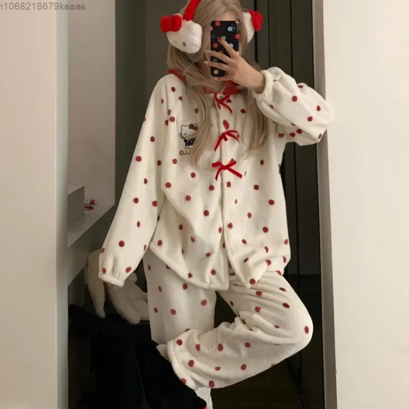 Hello Kitty Autumn Winter Flannel Pajamas Cute Printed Polka Dot Long Sleeve Sleepwear Women\'s Fashion Trend Home Clothes Set