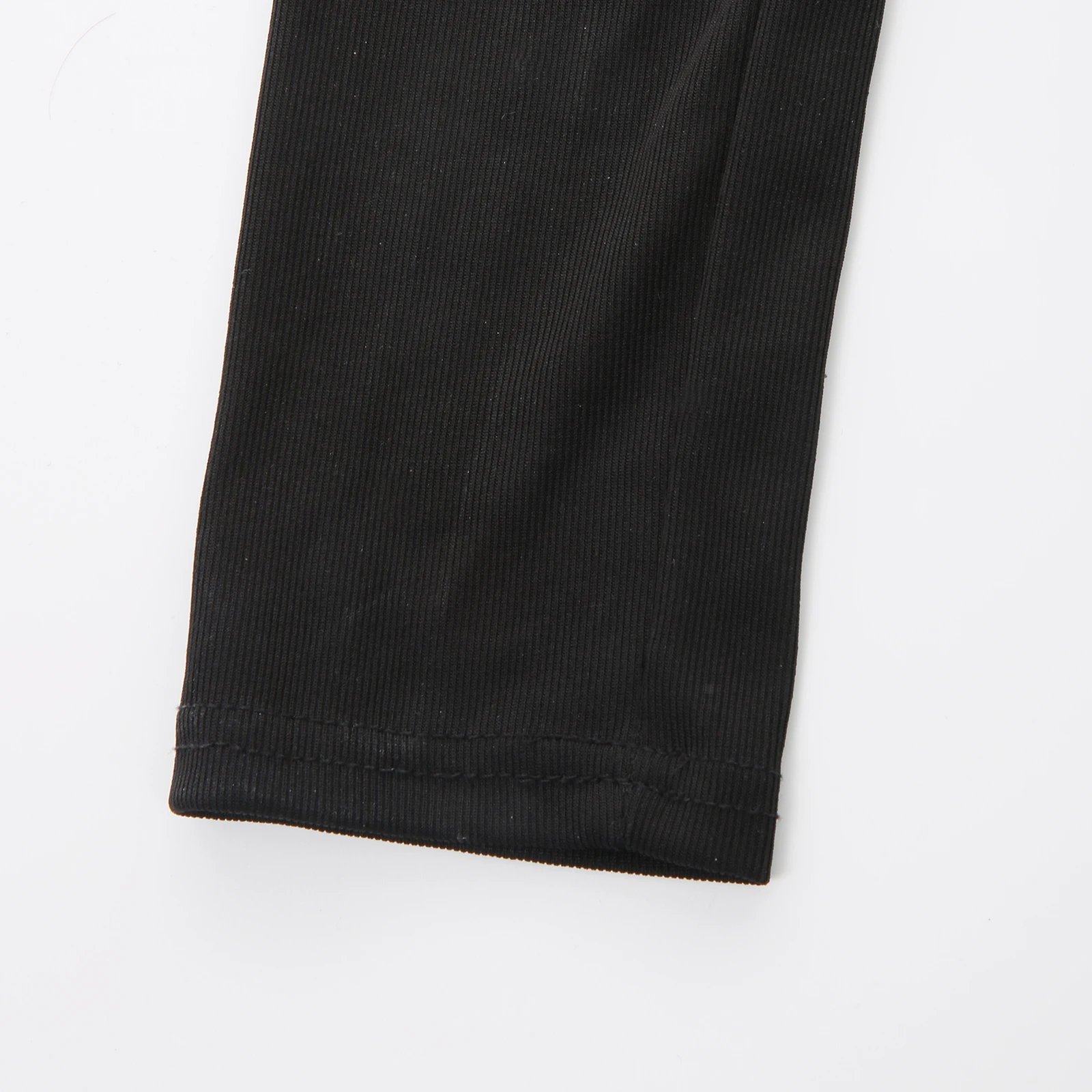 Herren Sommer T-Shirt Langarm-Oberteil mit Halbkragen, Sexy Muskel-Shirt, Figurbetontes T-Shirt mit Seitenschlitz und Rissen, Slim Fit für Herbst – Detail 9