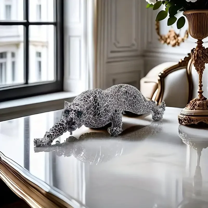 Resin Cheetah Fiugrine Modern Creative Leopard Decorative Sculpture Panther Statue Home Bar Living Room Study Room Decor Gift view 4