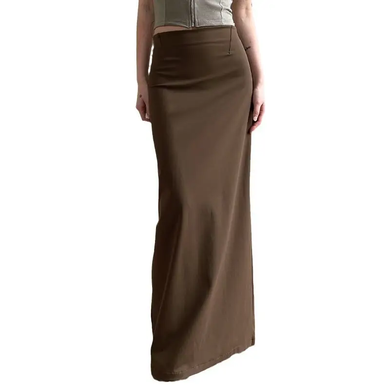 Damska spódnica bodycon w stylu retro, brązowa, z rozcięciem, o kroju spicy girl, z niskim stanem, wyszczuplająca, długa, modna i szykowna, 2025.