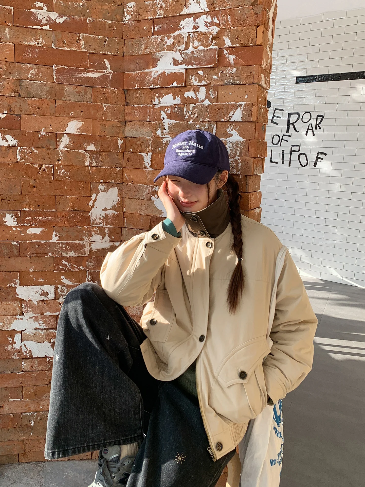 

Hello Retro Flip-Collar Design Cotton Jaet Women's Winter Casual Top with ket Loose Fit Long Sve Button Closure