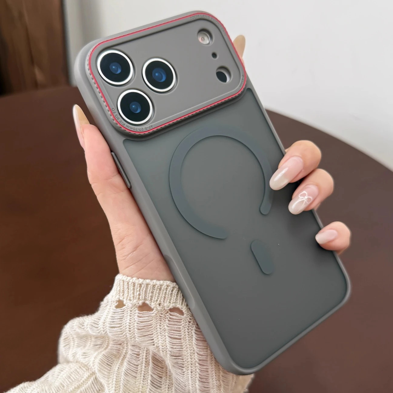 

Чехол для iPhone 17 Pro Max 17Pro iPhone 17, роскошный матовый магнит Magsafe, задняя крышка, бампер с беспроводной зарядкой, принципиально