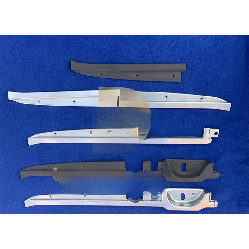 

Tailgate Plastic Floor Stainless Steel Pressure Strip for SAIC Maxus V80