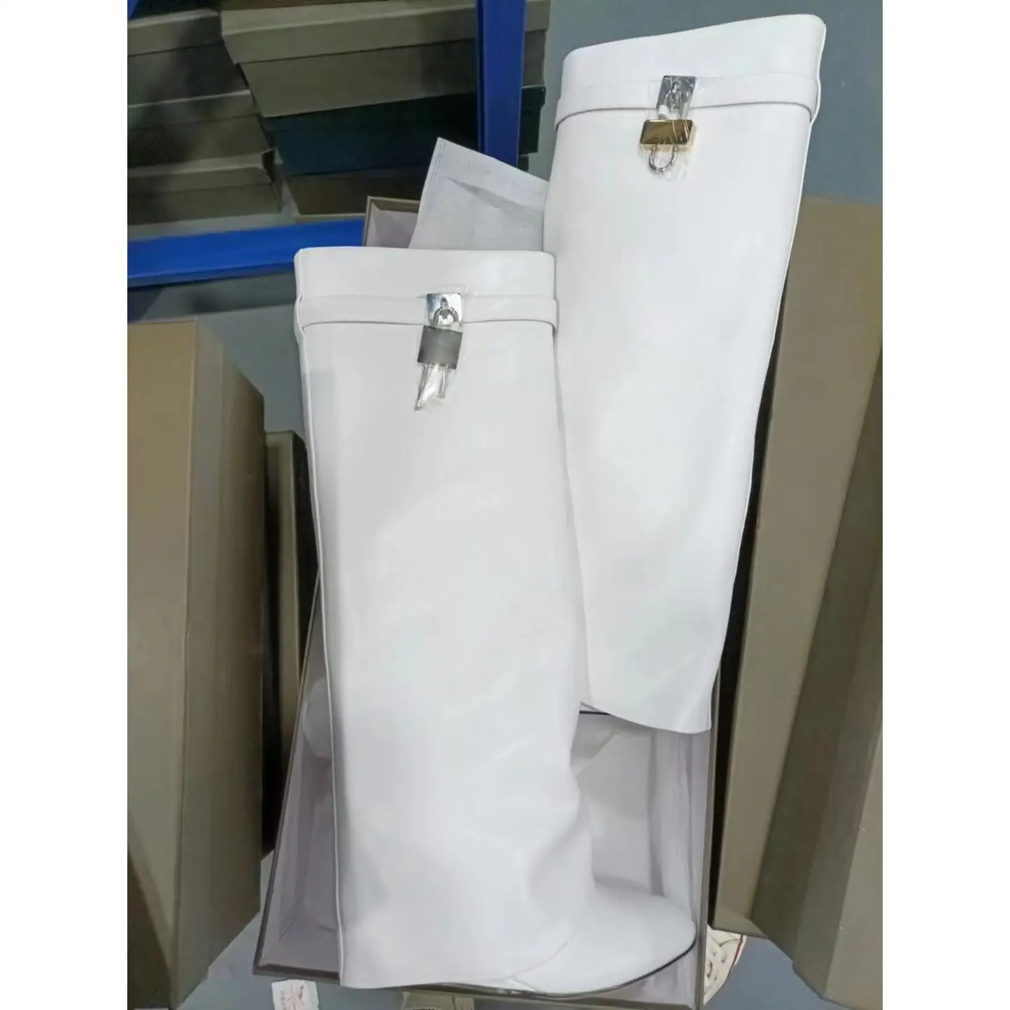 

2025 New Women's Fashion Boots High Heel round Head Lock Head High Tube Pants Boot White Color Korean Style Metal Element