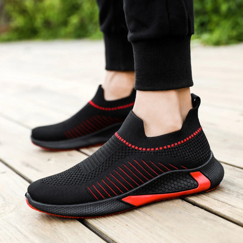 Socks Mouth Men\'s Shoes Lightweight Mens Sneakers Trendy Male Slip-on Casual Jogging Shoes Male Loafers Soft Sapatos Masculinos