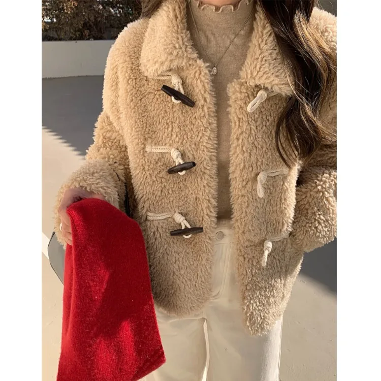 レディースジャケット 秋冬新作 スタイリッシュ ゆったり ボタン付き ラムファー襟付き 暖かいコットン トップス 通勤 スタイリッシュ ロング丈...