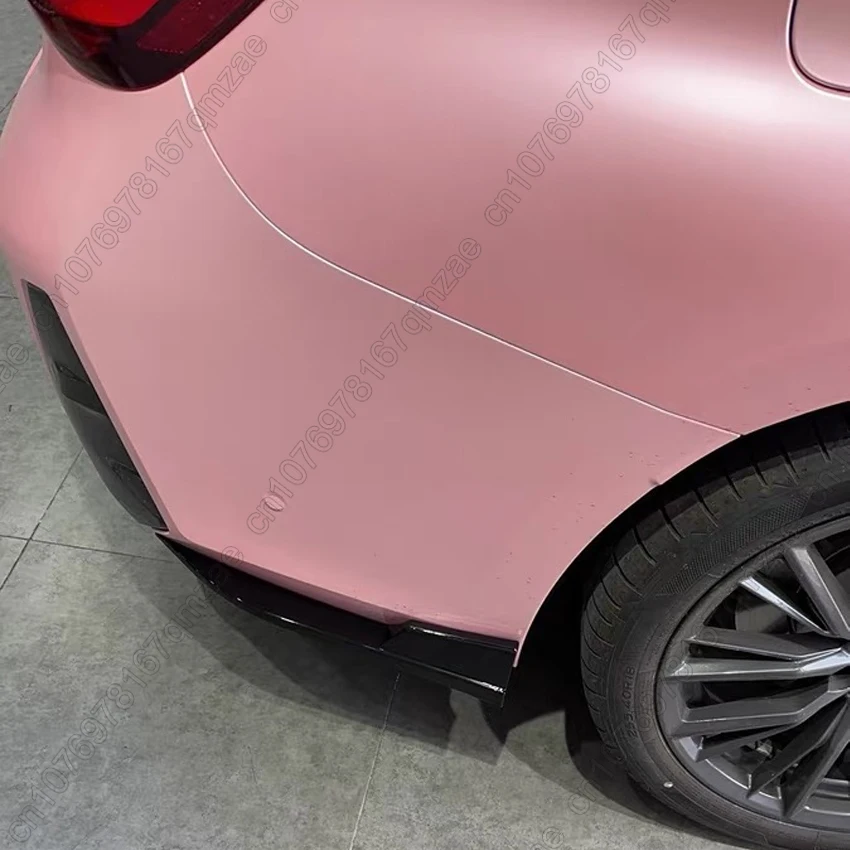 Thumbnail 3 - #18 New Aprons Arrivals