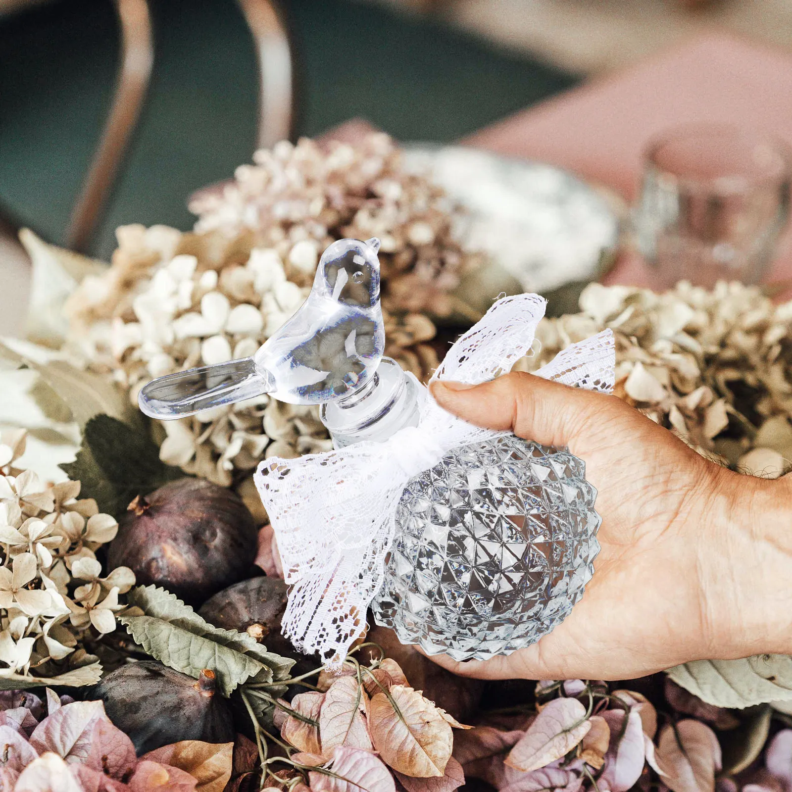 

Плавающий резной ароматический стеклянный флакон, многоразовый прозрачный контейнер для парфюма, для автомобиля, дома, ванной, кабинета, декоративный держатель для ароматов