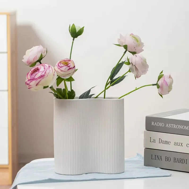 Minimalist White Ceramic Vase Modern Flat Design for Dining Table Living Room Home Decor Flower Arrangement