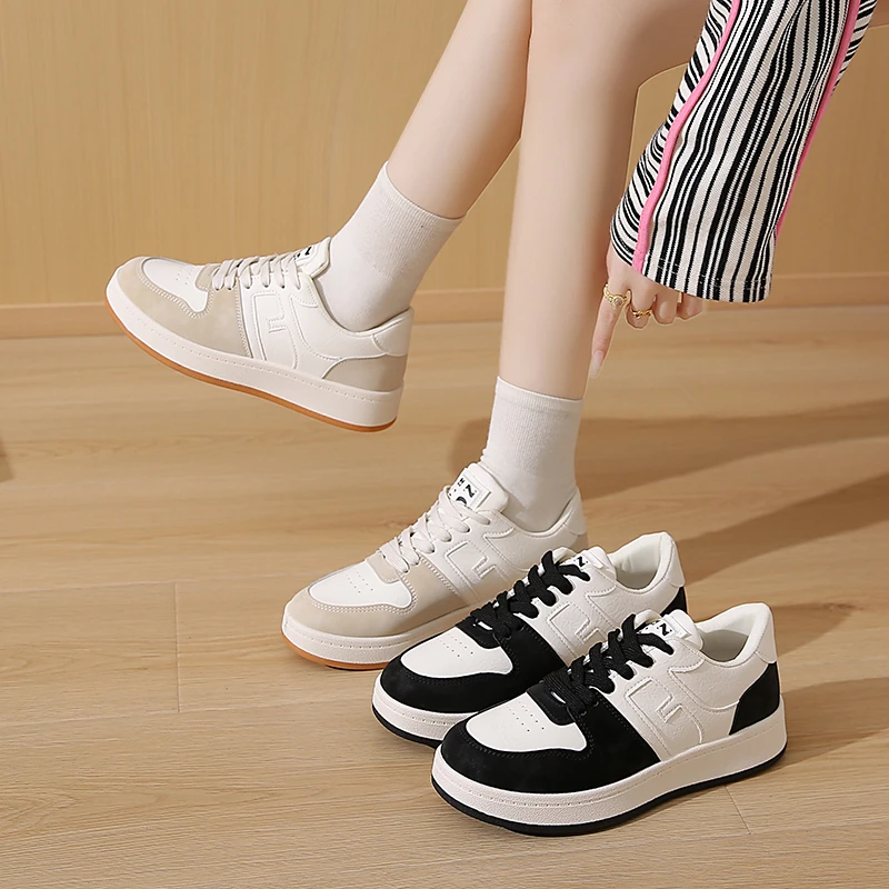 

Spring/Autumn Round Head Breathable Comfortable Casual Walking Shoes Fashion New Sexy Lace-up Sports Shoes for Women
