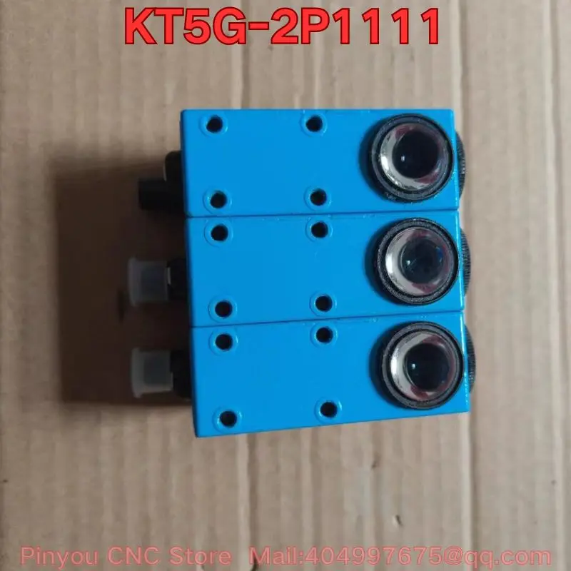 Second-hand photoelectric switch KT5G-2P1111 functional test is normal