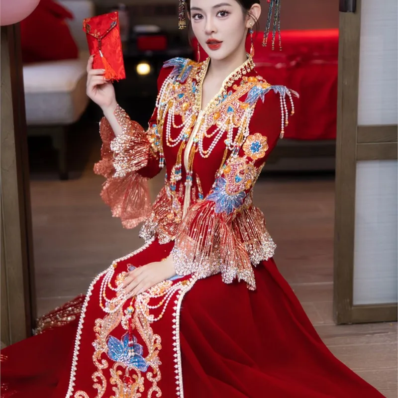 

The bride's new Chinese-style wedding dress velvet heavy industry for ceremony