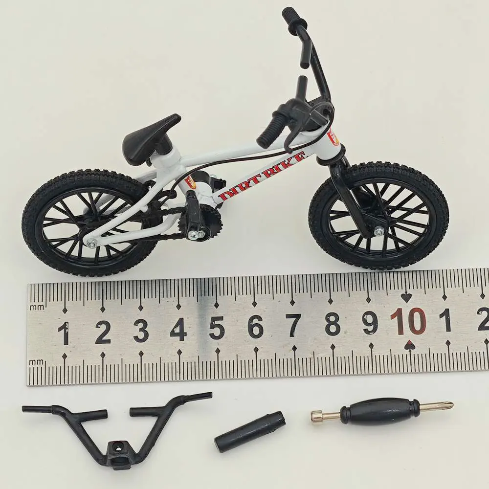 FLICK TRIX Miniature BMX Finger Bike PREMIUM Bicycle Diecast Toys Gift S&M DIRT -White