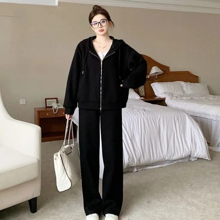 Fashionable Sportswear Set Women's Loose Wide Leg Pants Hoodie Two Piece Set Autumn 2026 Casual Comfortable Polyester Blend