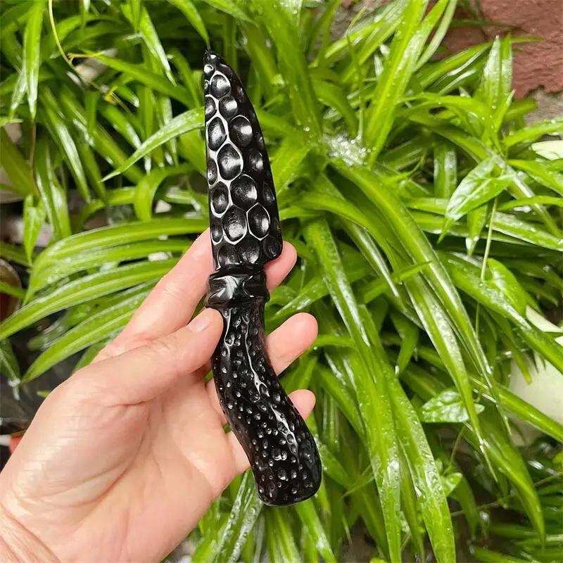 حجر سبج أسود طبيعي D agger نحت الأحجار الكريمة الريكي أحجار استشفاء ديكور المنزل عيد الميلاد هدية عيد 1 قطعة