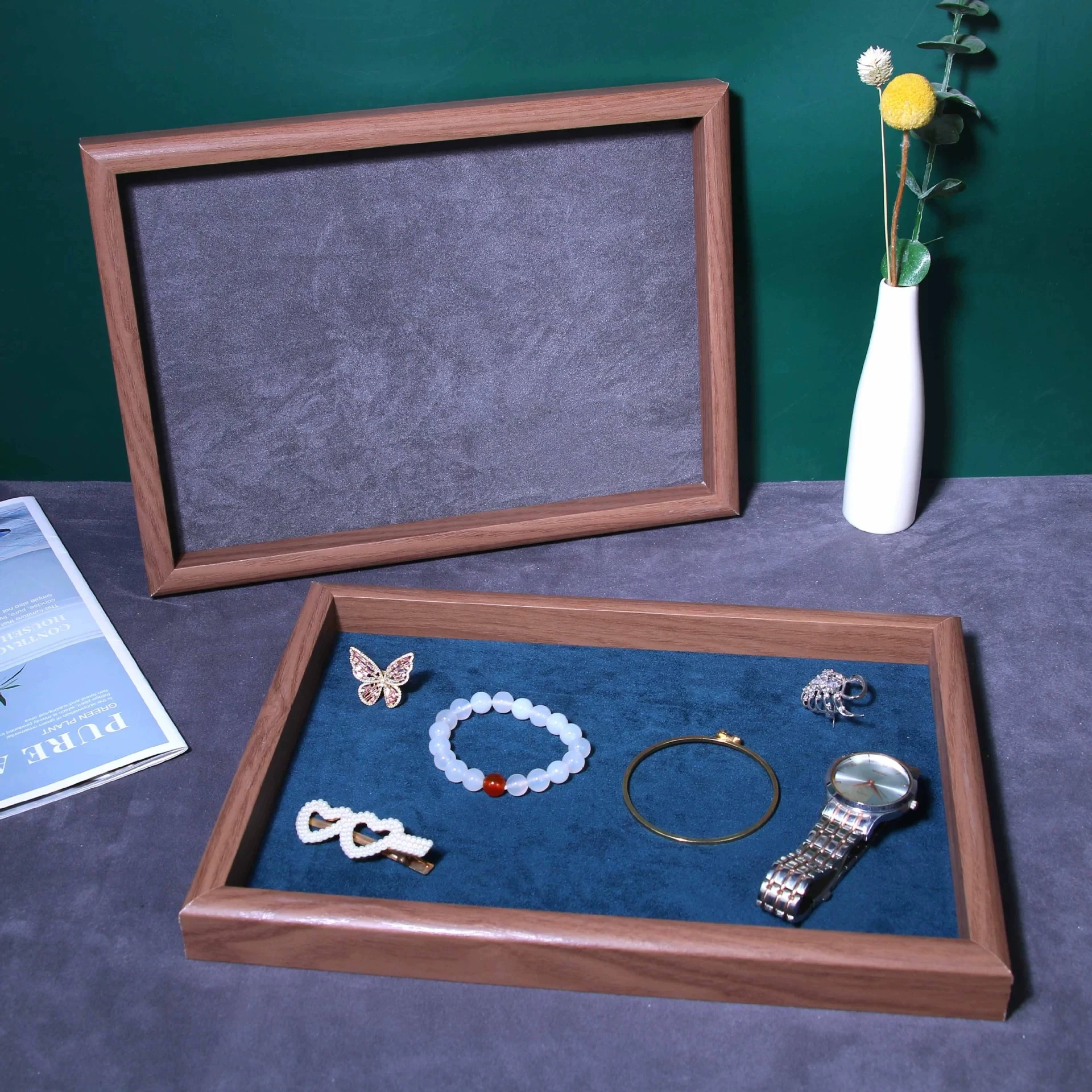 

Retro Velvet Jewelry Display Tray Large Capacity Earrings Bracelet Necklace Ring Watches Storage Trays Counter Showcase Props