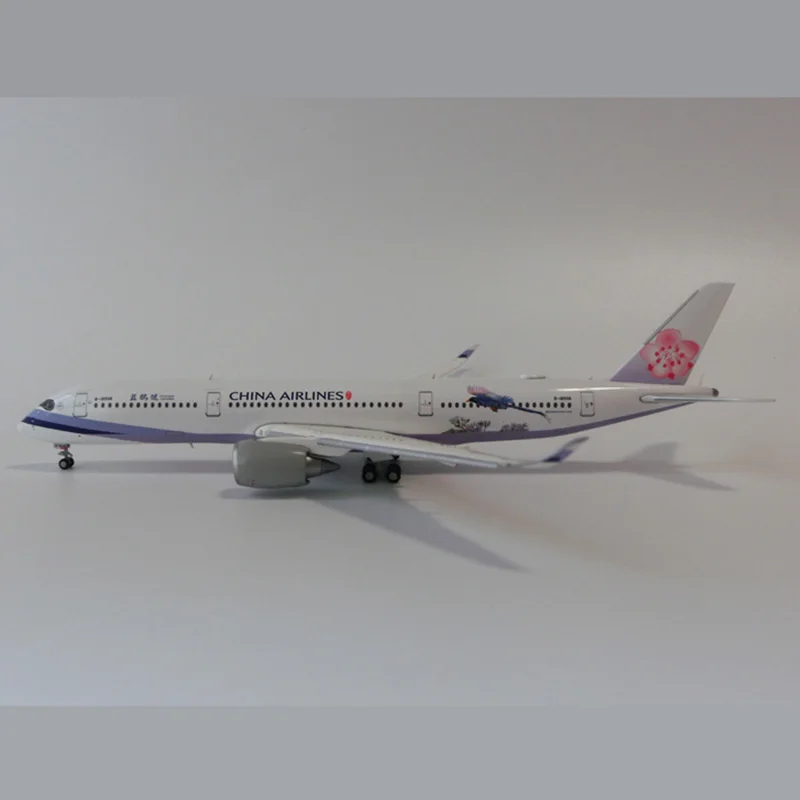 

Diecast Alloy Model of China Airlines Airbus A350-900 Civil aviation Scale Airliner 1:400 Toy Gift Collection Simulation