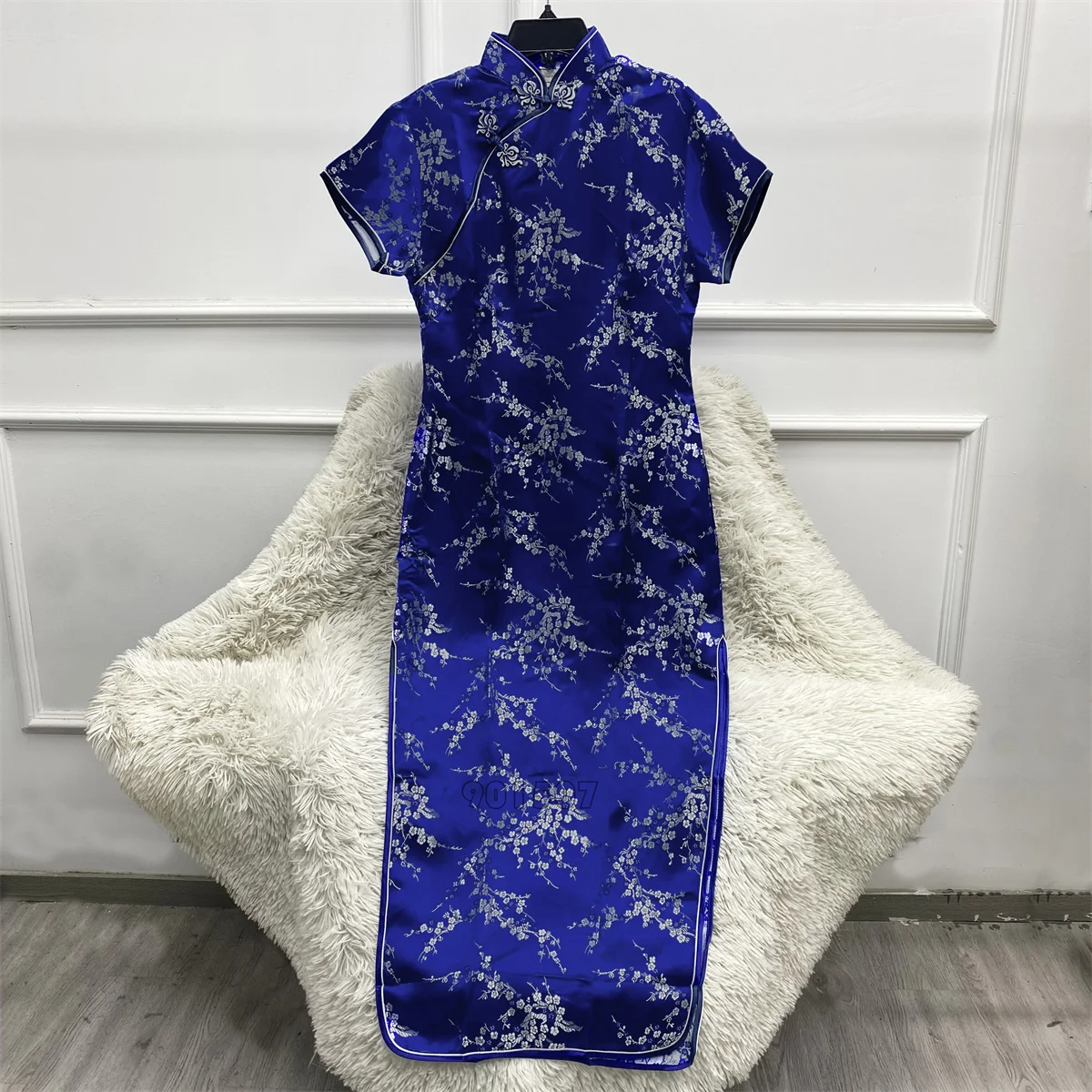 Cheongsams de estilo chino para mujer, Vestido largo de flores de Jacquard, vestido chino dividido, satén, Cheongsam, talla grande 3Xl-6Xl, nuevo