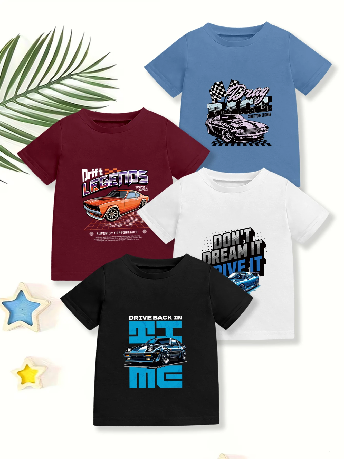 

4 предмета: летние повседневные футболки для мальчиков с мультяшным рисунком, клетчатым флагом, спортивным автомобилем и английским принтом.