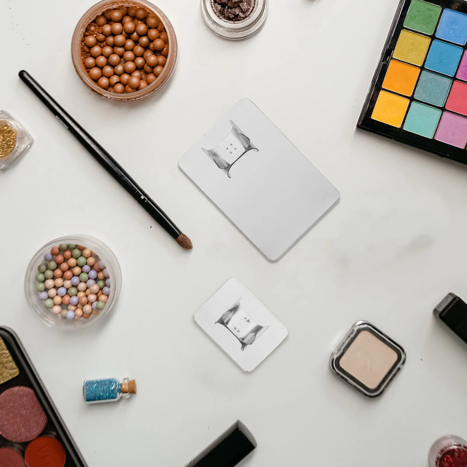4Pcs Lightweight Stainless Steel Makeup Mixing Tray with Back Ring Foundation Palette Color Mixing Nail Art Palette Set
