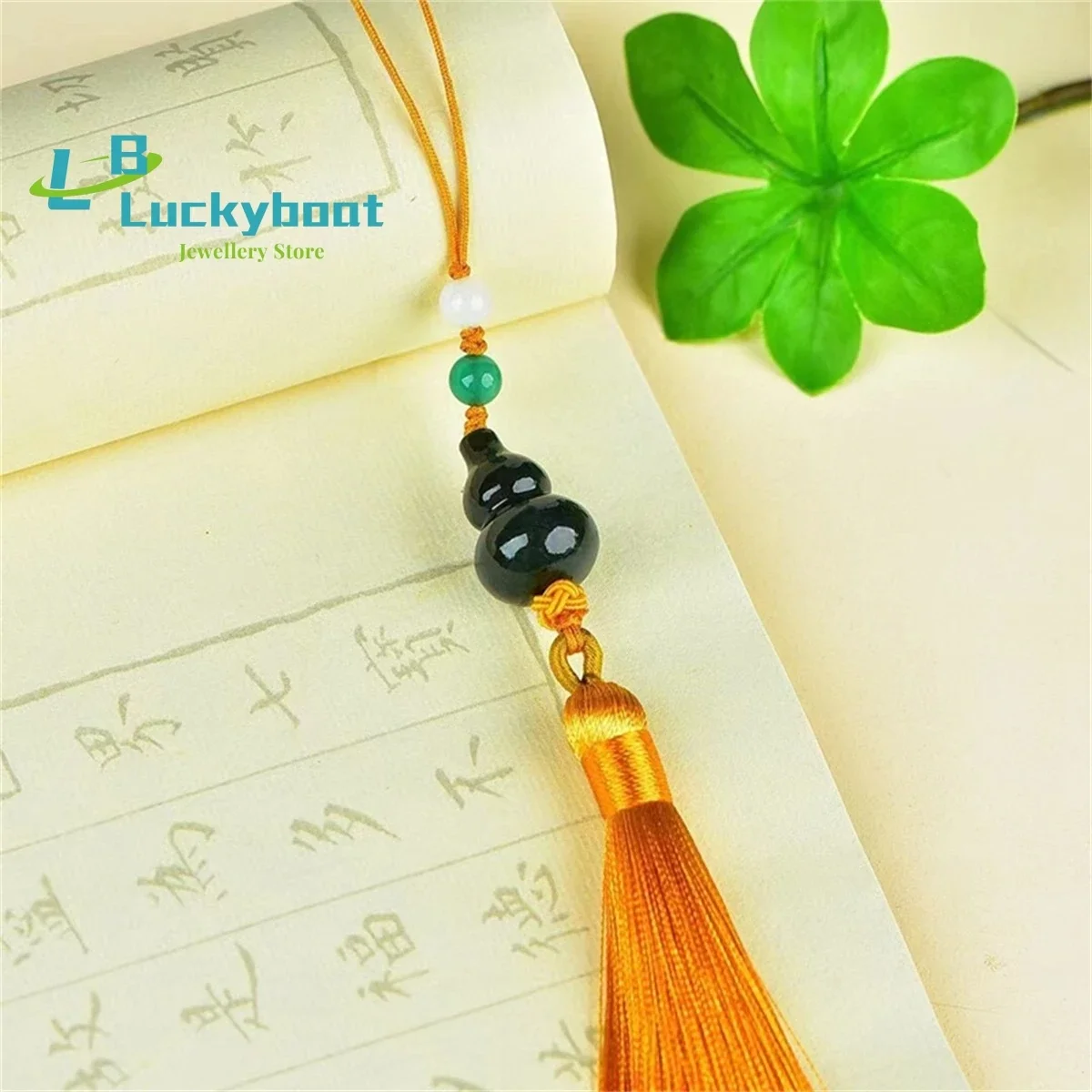 

Natural Hotan Jade Bag Hanging Gourd and Good Fortune Pendant Simple Personality Fashion Versatile Men and Women