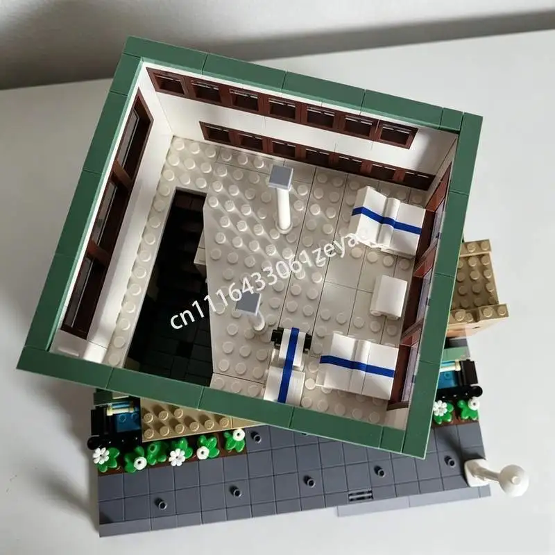 1527PCS Ice Cream Parlor Spa MOC Creative Street View Model Custom Building Blocks DIY Assembly Educational Toy Collection Gift