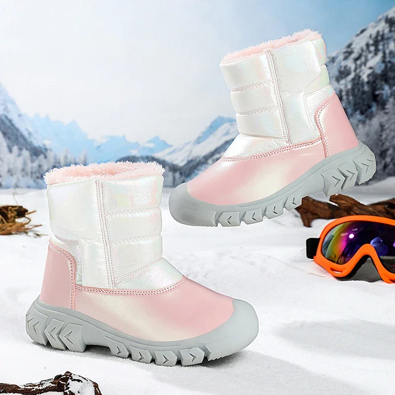 Nuovi stivali da neve per bambini caldi invernali Moda ragazzi e ragazze Scarpe di cotone Bambini Pelliccia spessa Stivali causali per bambini antiscivolo